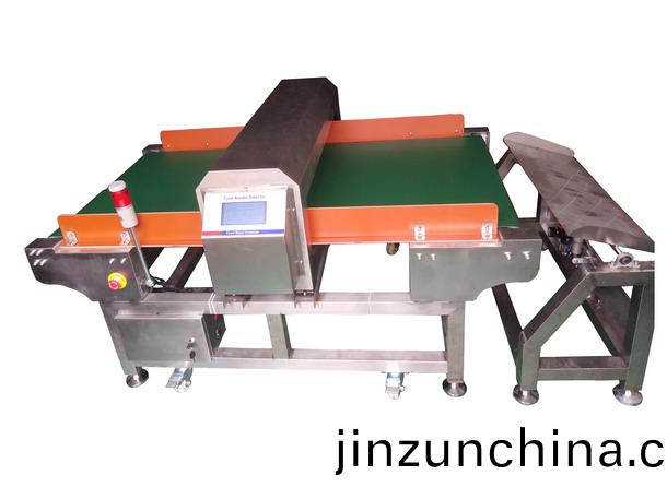 粉碎機專(zhuan)用金(jin)屬(shu)探測(ce)器 粉碎機專用(yong)金(jin)屬探(tan)測器