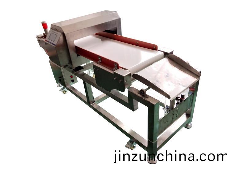 食品(pin)金屬檢(jian)測(ce)機